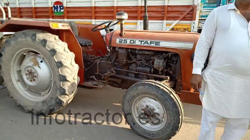 TAFE 25 DI ficha técnica y opiniones